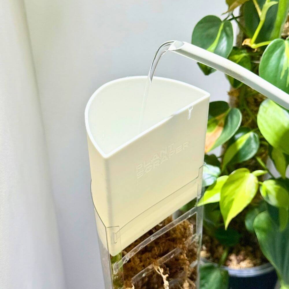 Front Opening Moss Pole Rapid Dripper 3