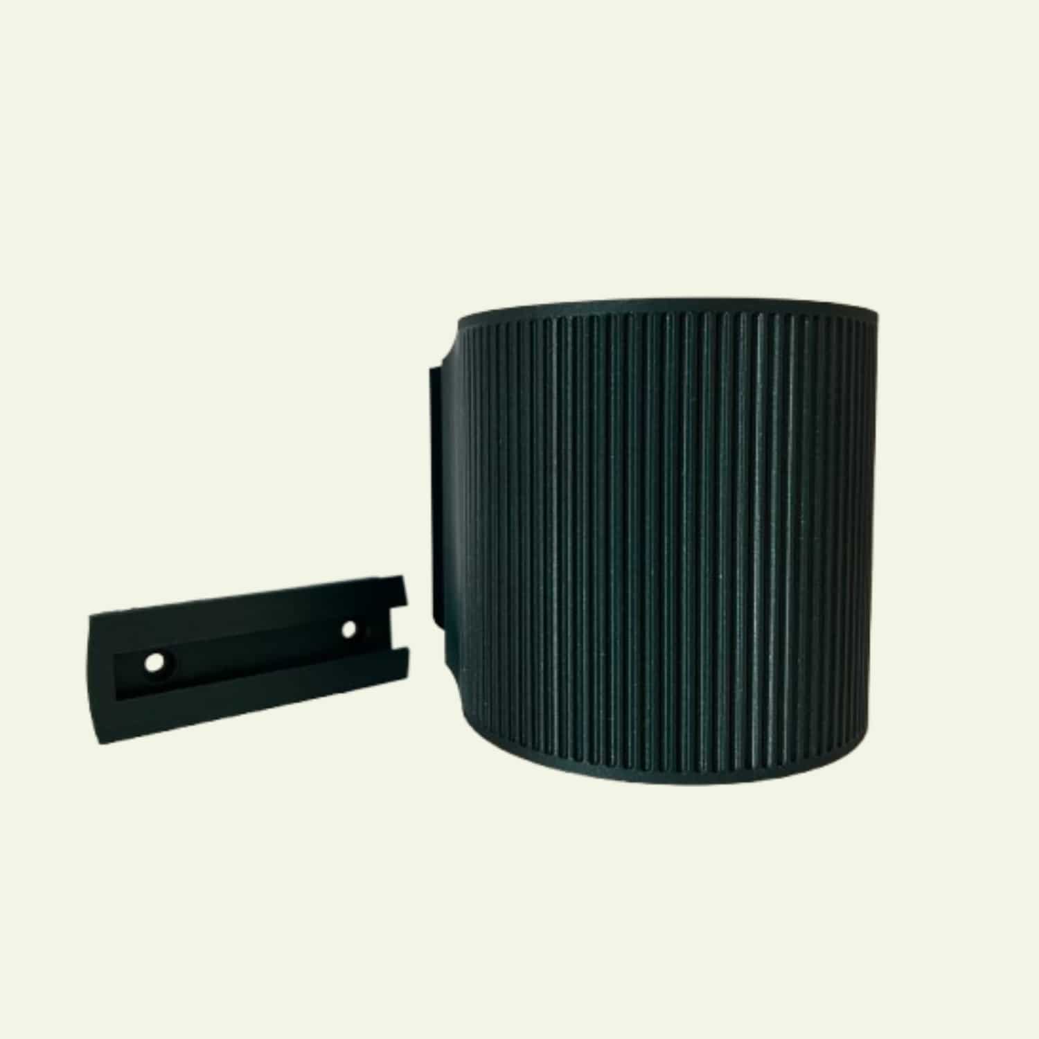 Wall-Mounted Plant Pot Cover 1